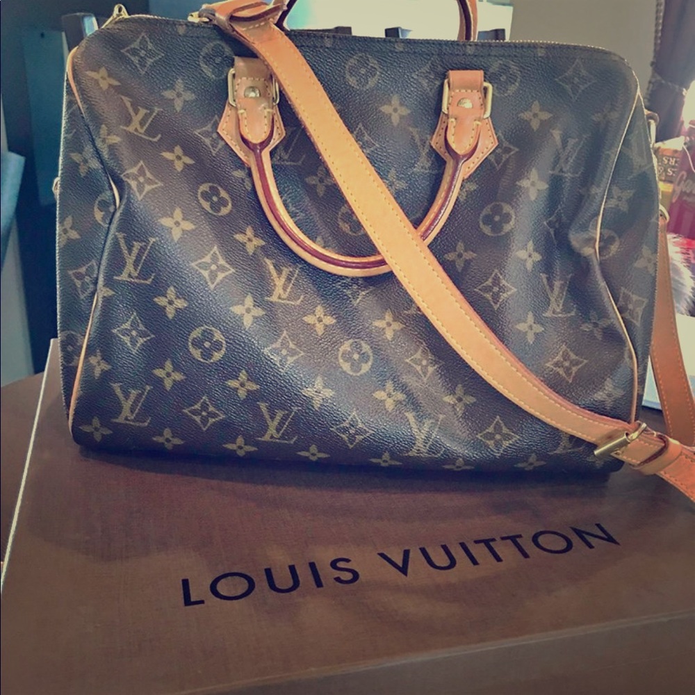 Louis Vuitton Womens Handbag